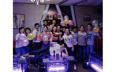 員工生日會(huì)